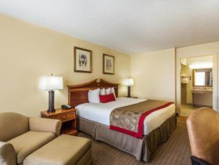 Hotel Ramada By Wyndham Houma Habitación foto